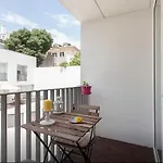 Апартаменты Your In Palacio Do Bairro Alto *