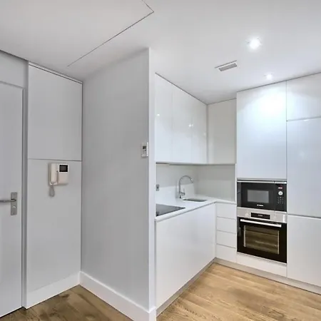 Apartman Your In Palacio Do Bairro Alto