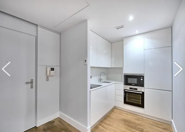 Apartment Your In Palacio Do Bairro Alto