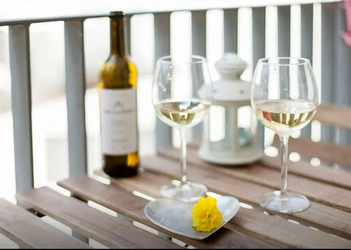 Apartment Your In Palacio Do Bairro Alto *